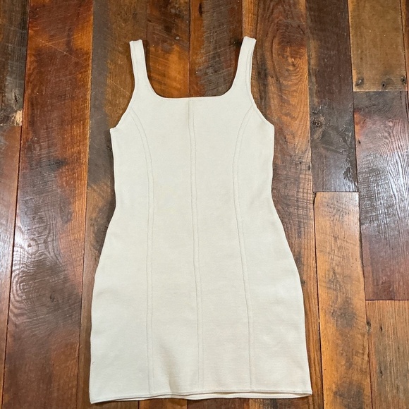 Babaton Sculpt Knit Square Neck Dress Cream Beige Bodycon Size Small - Picture 5 of 7